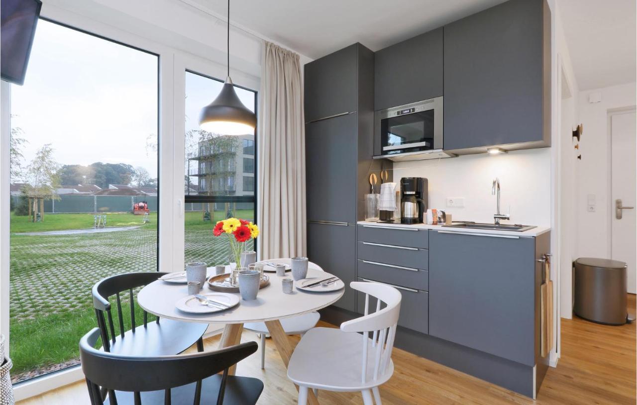 Gorgeous Apartment In Lembruch-Duemmer See Bagian luar foto
