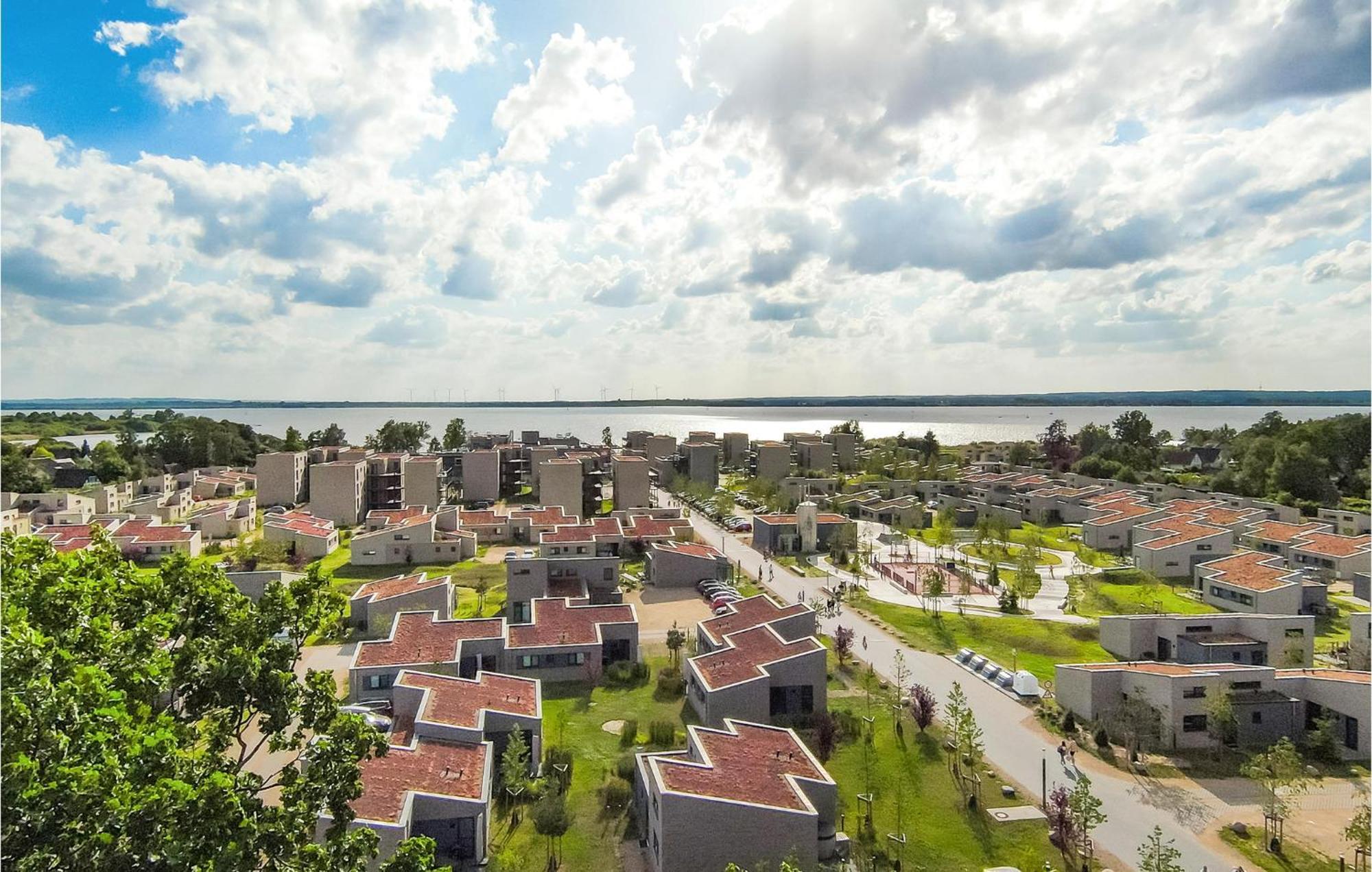 Gorgeous Apartment In Lembruch-Duemmer See Bagian luar foto